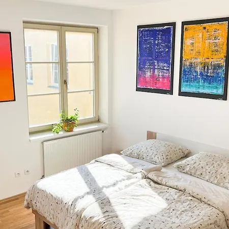 Art With Rooftop Prosecco Picnic Or Breakfast