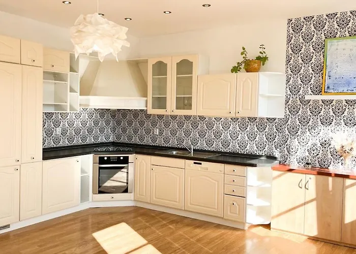 Διαμέρισμα Art With Rooftop Prosecco Picnic Or Breakfast *